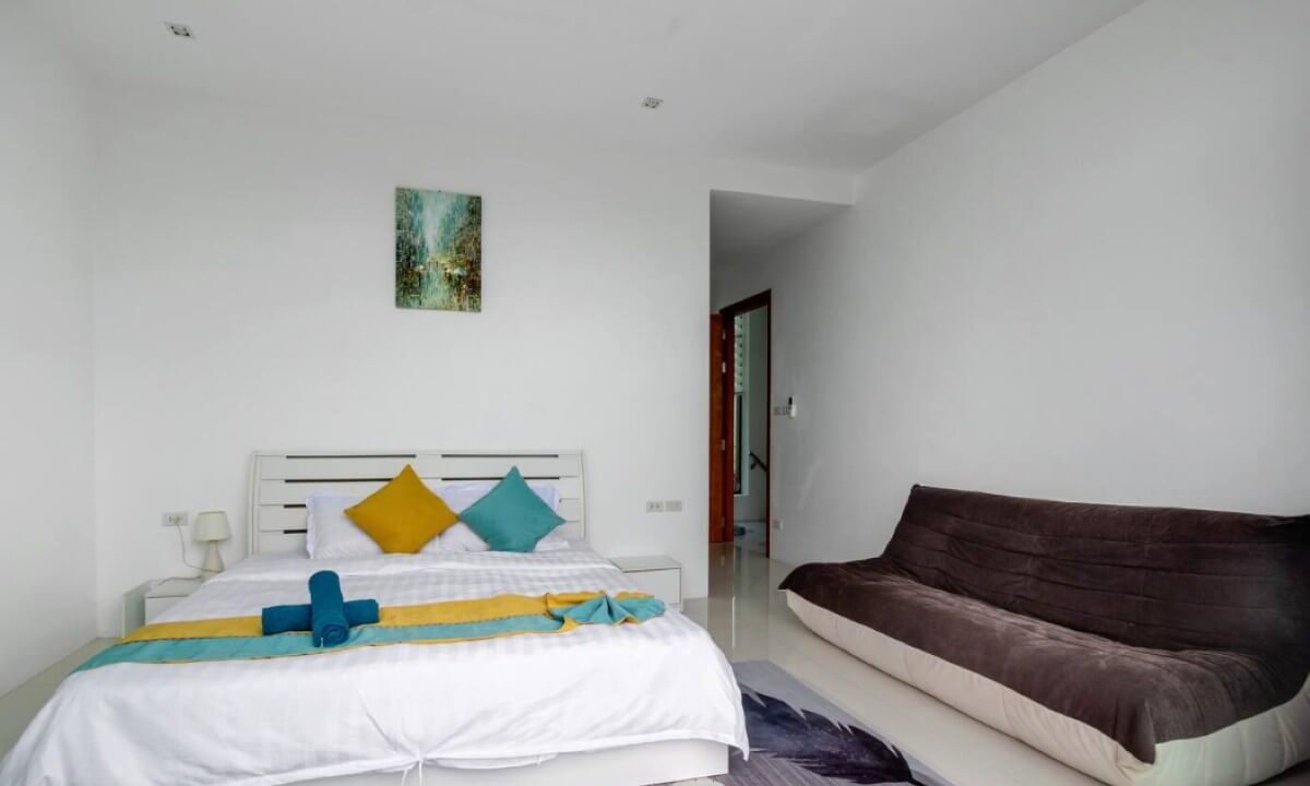 4_to_5_bedroom_modern_pool_villa_for_sale_from_owner_10_minutes_walk_kamala_beach_phuket_thai_residential_bedroom2