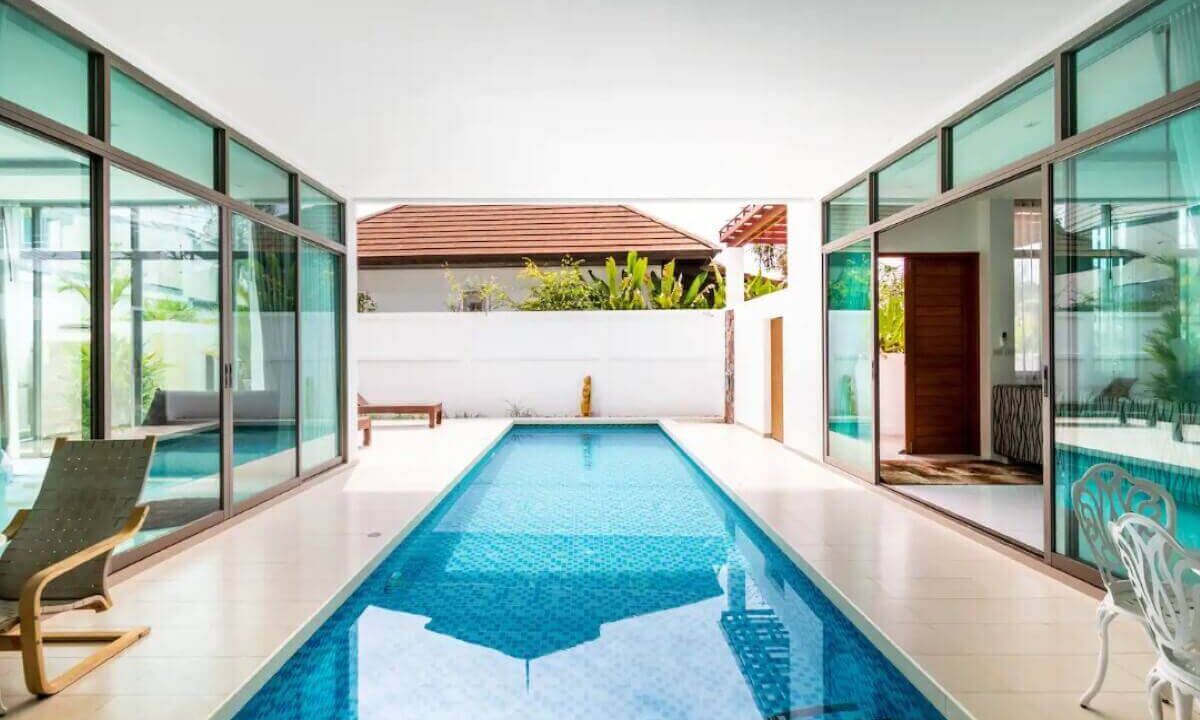4_to_5_bedroom_modern_pool_villa_for_sale_from_owner_10_minutes_walk_kamala_beach_phuket_thai_residential_pool_deck